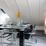 Fuchs Apartment *